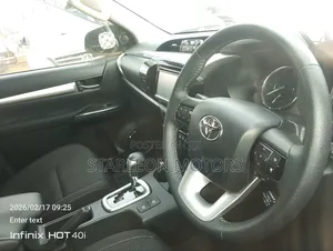 Toyota Hilux Revo Smart Cab Deisel 2.4 AWD 2020 Green