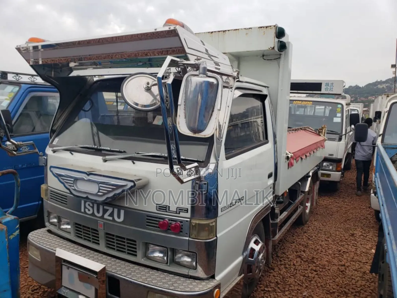 Isuzu Tipper Elf