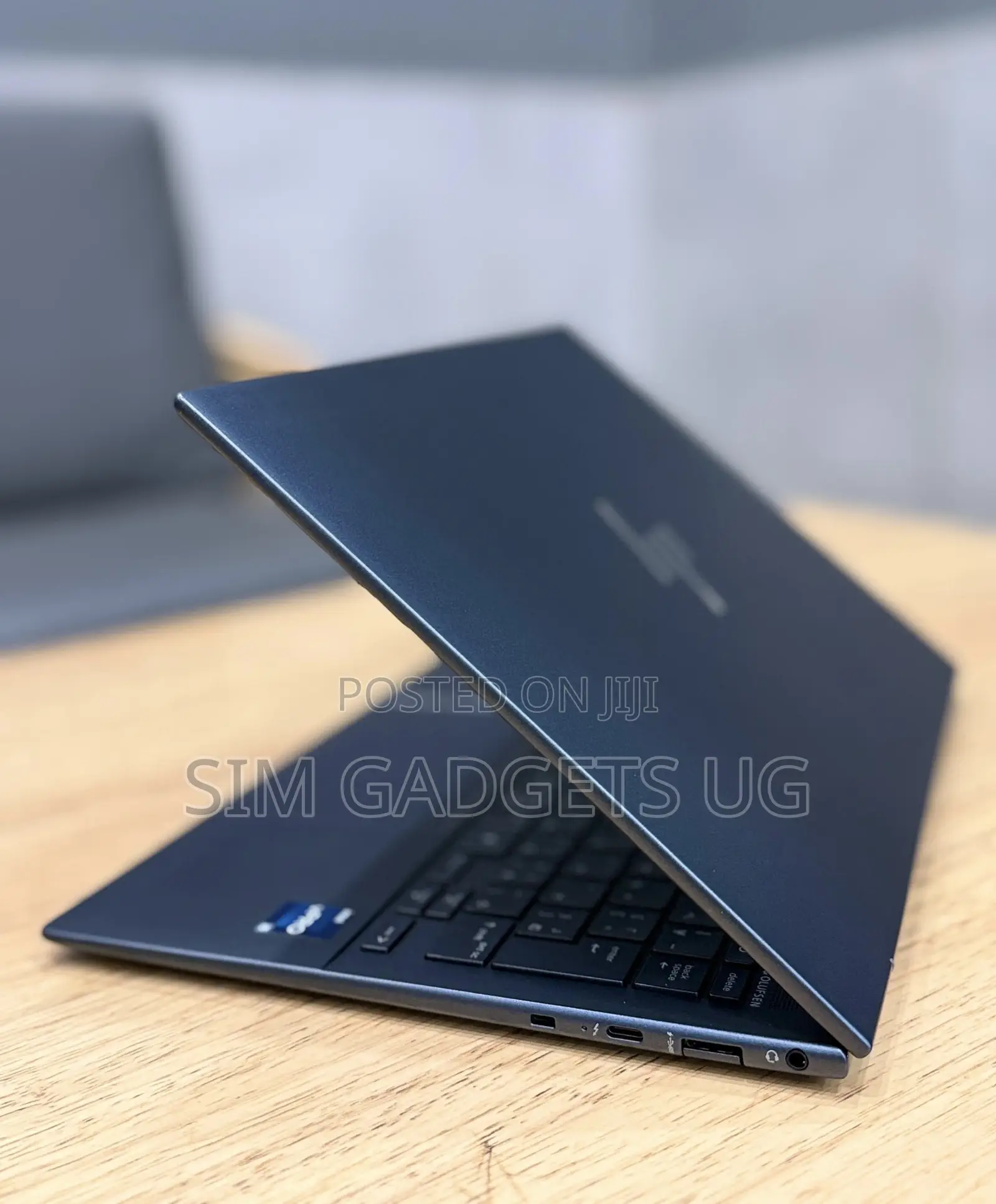 New Laptop HP Elite Dragonfly G4 16GB Intel Core I5 SSD 1T