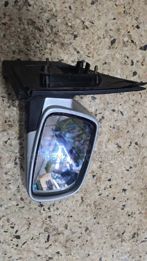 Toyota Ist 2001 - 2003 Sidemirror