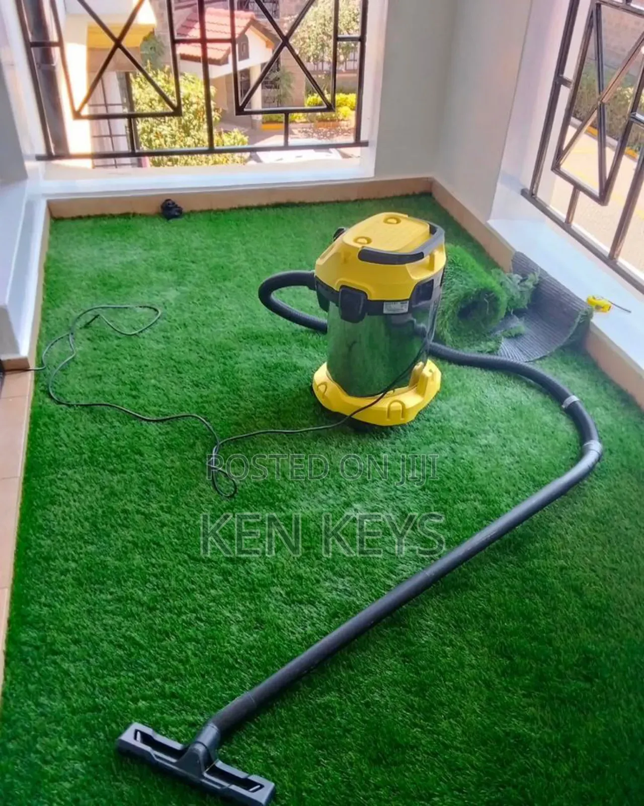 Floor Carpets and Artificial Grass in Different Colours