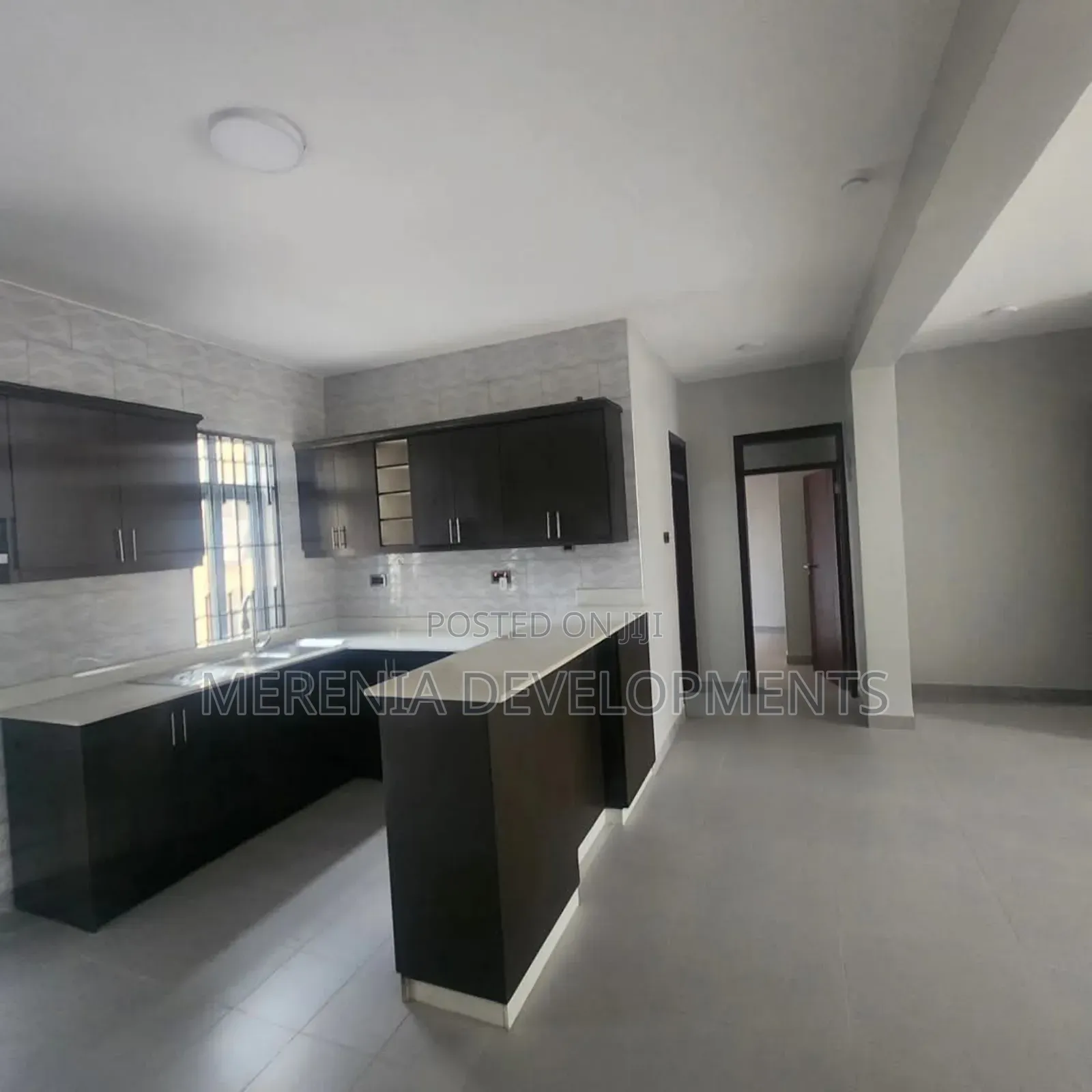 3bdrm Apartment in Kiwafu, Makindye for rent