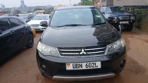 Mitsubishi Outlander 2015 Black