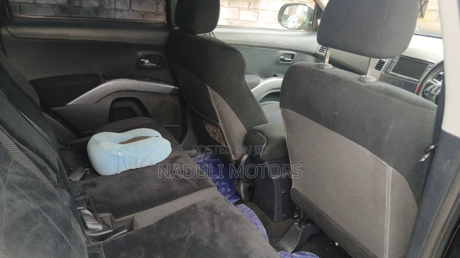 Mitsubishi Outlander 2015 Black