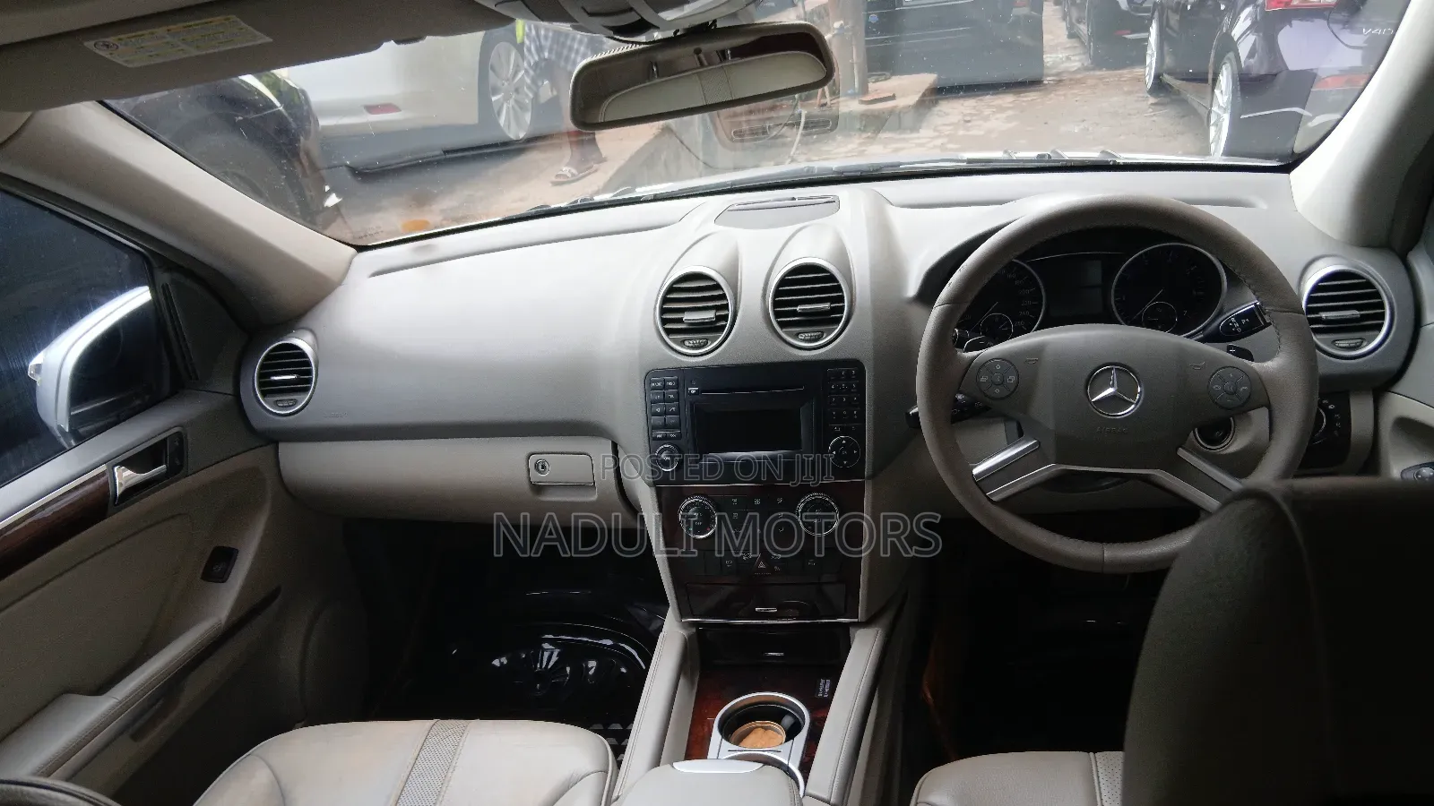 Mercedes-Benz M Class 2010 Silver