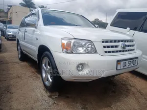 Toyota Kluger 2007 White