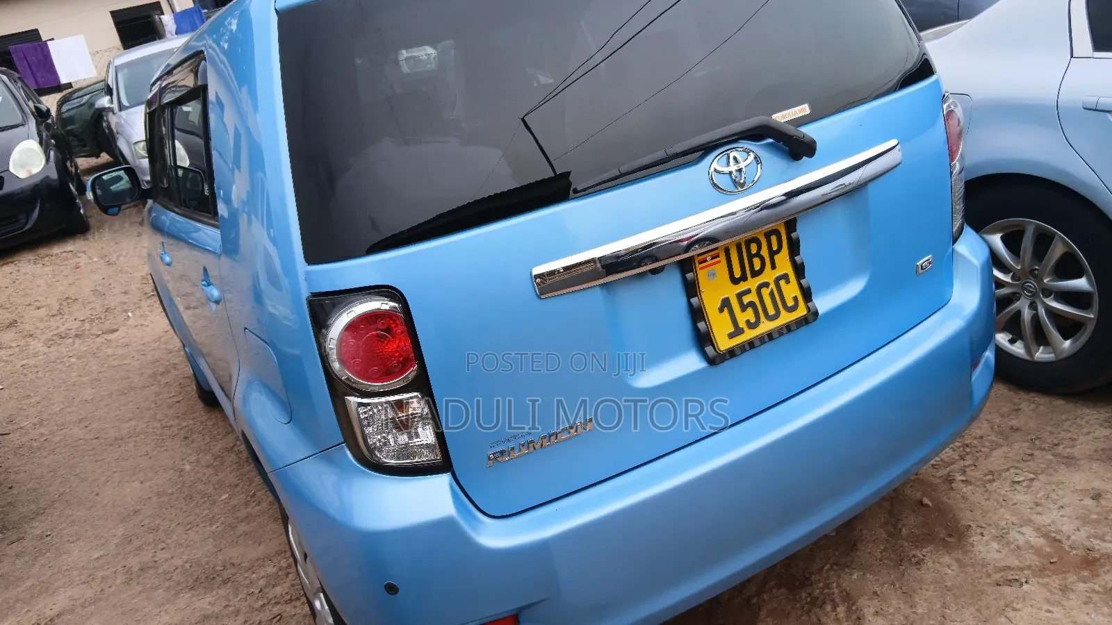 Toyota Corolla Rumion 2011 Blue