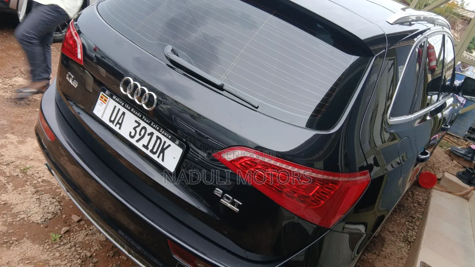 Audi Q5 2010 Black