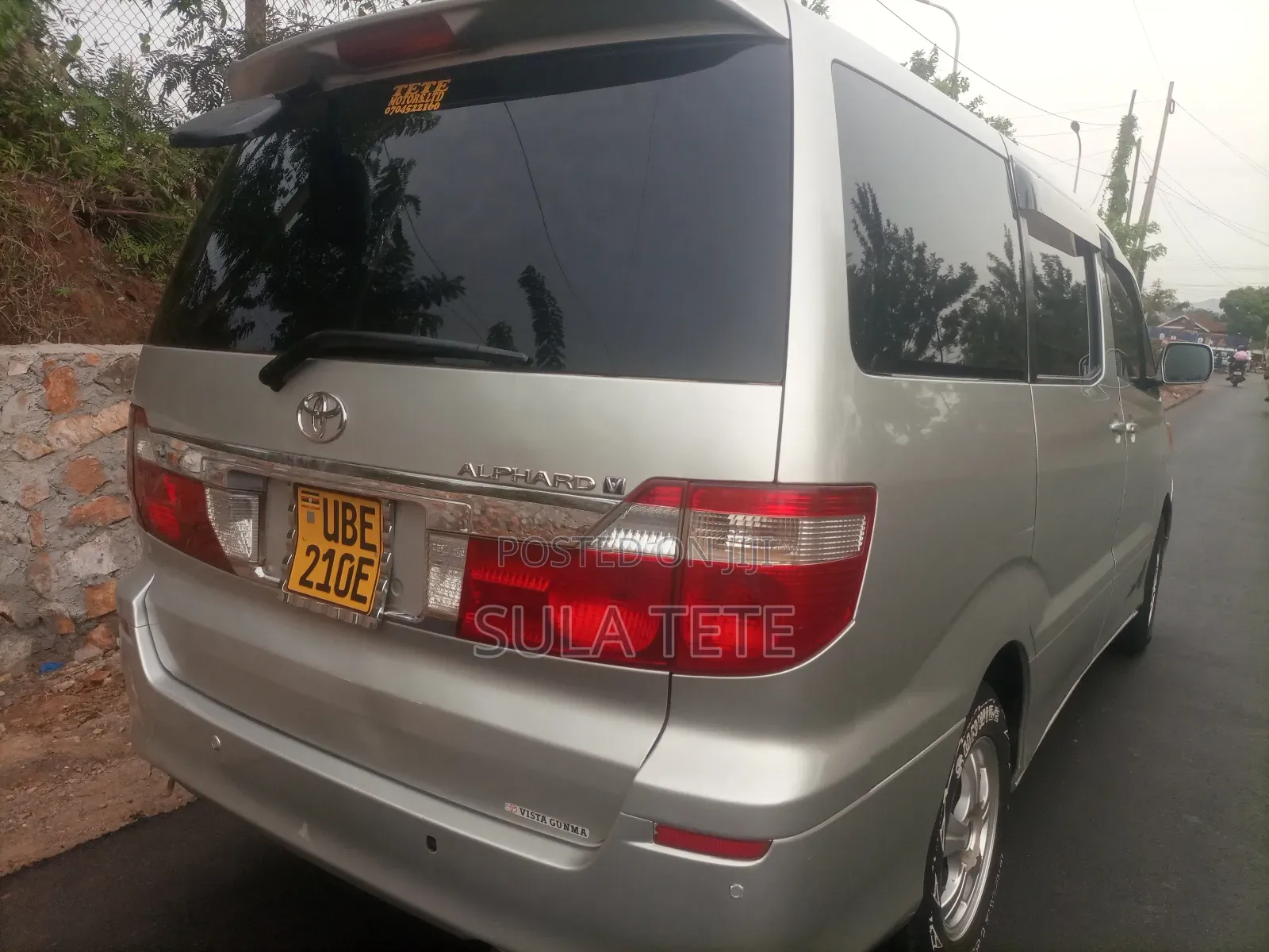 Toyota Alphard 2.4 Petrol FWD 2005 Silver