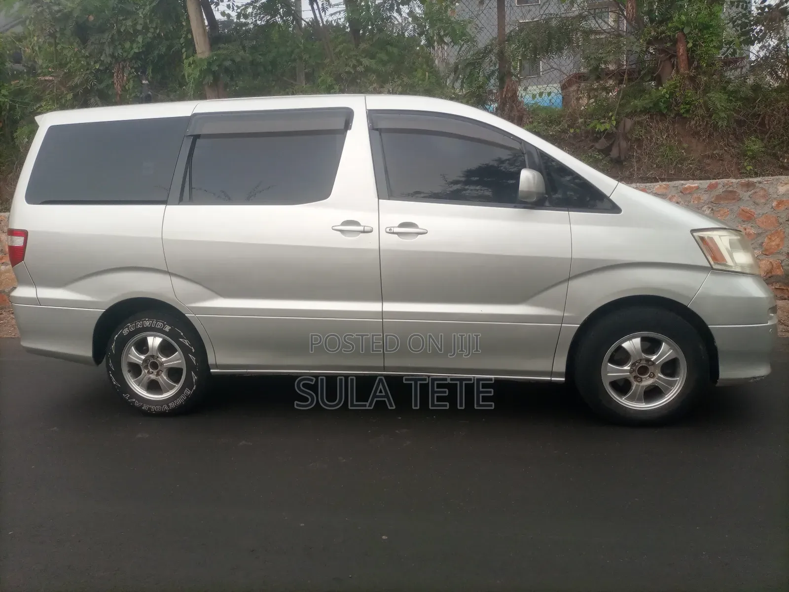 Toyota Alphard 2.4 Petrol FWD 2005 Silver