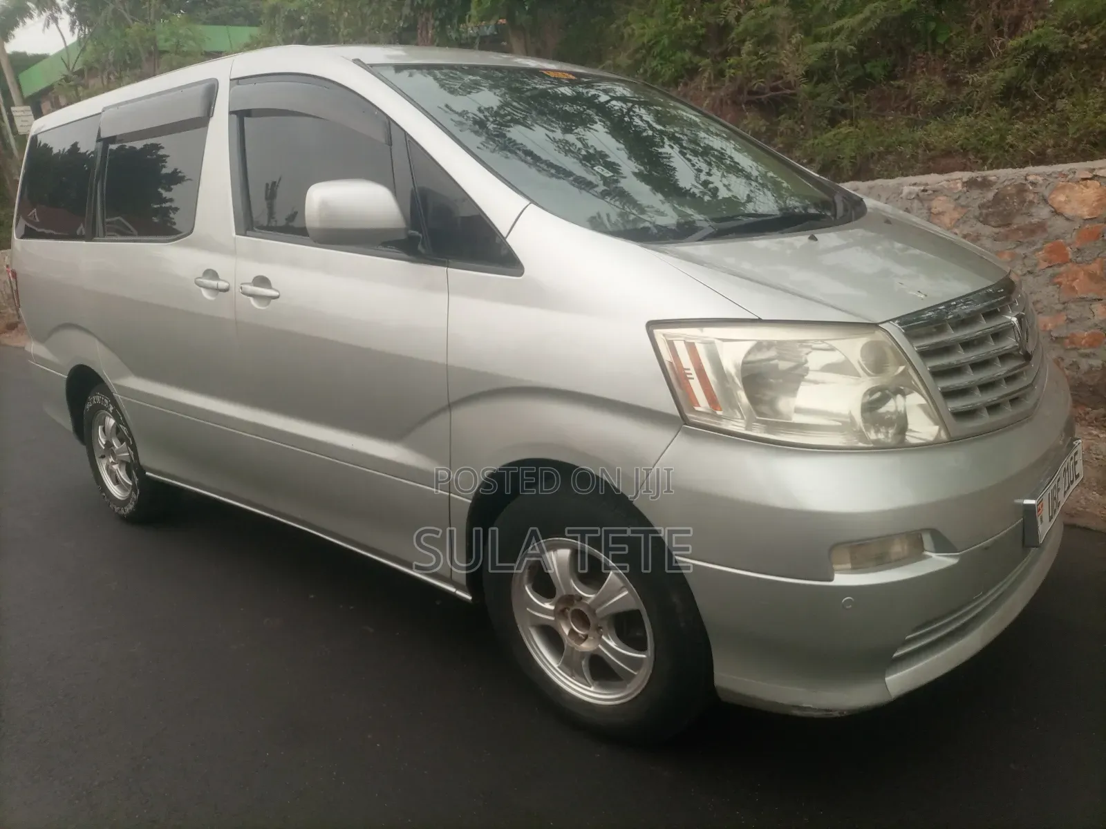 Toyota Alphard 2.4 Petrol FWD 2005 Silver
