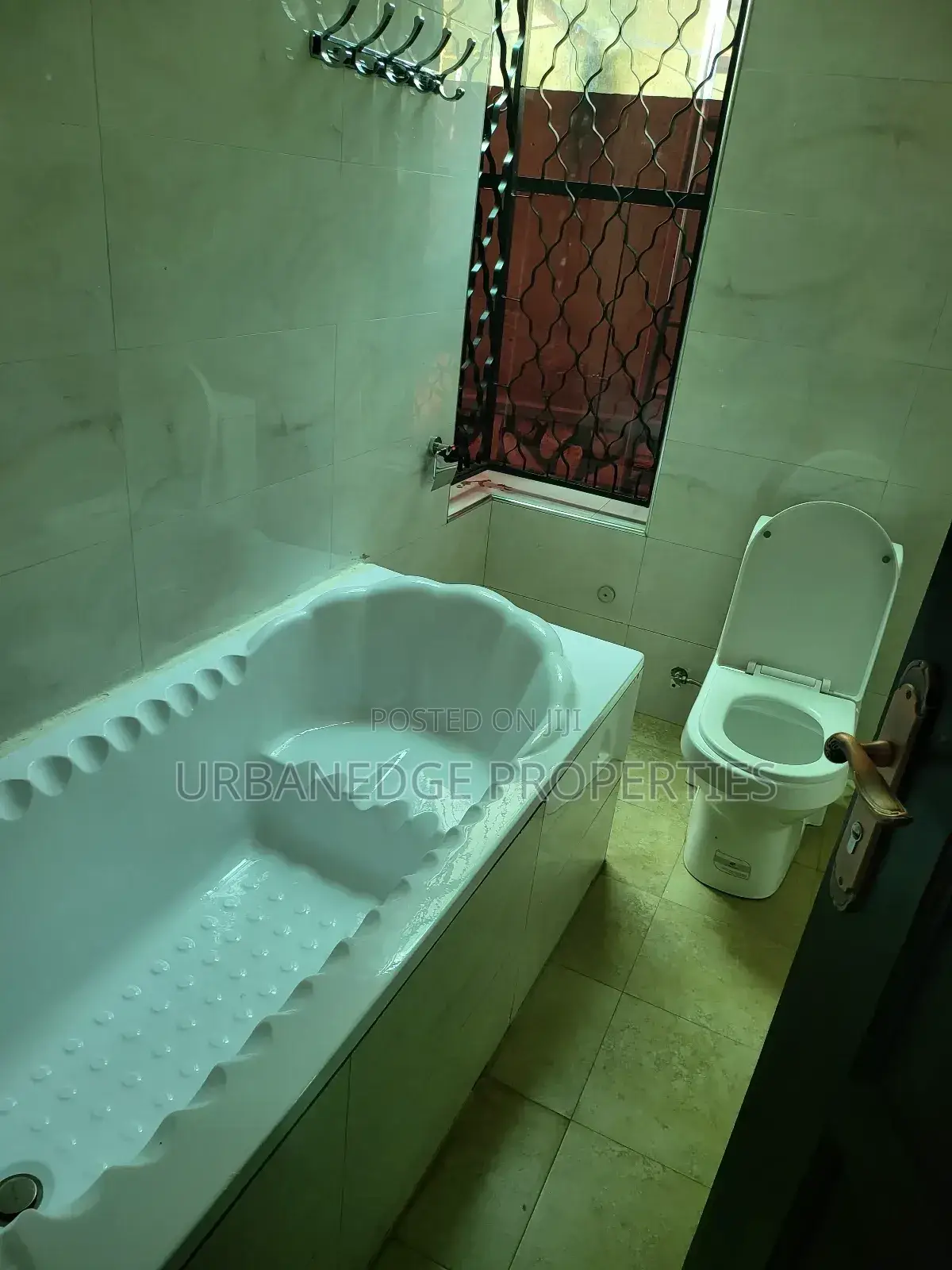 3bdrm Apartment in Munyonyo, Central Division for rent