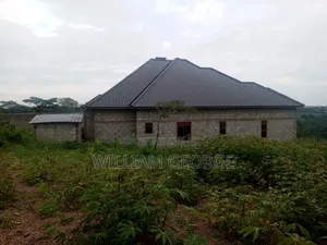 4bdrm House in Banda Estate, Busukuma for sale