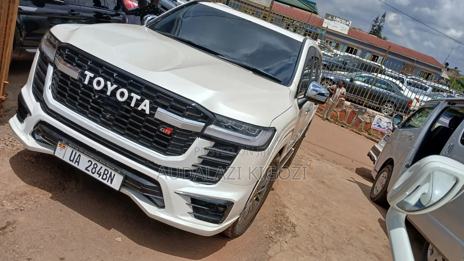 Toyota Land Cruiser 2022 White