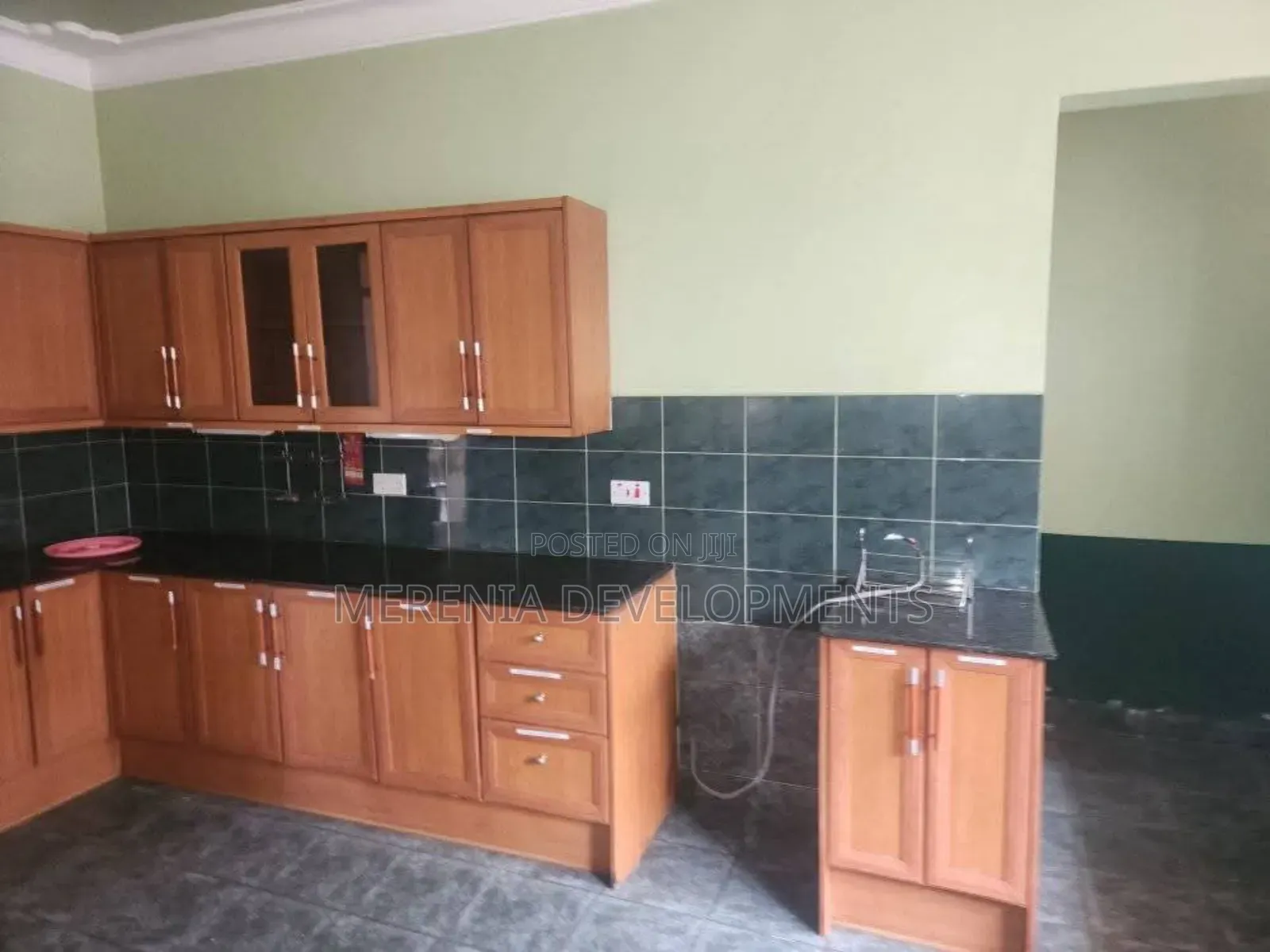 3bdrm House in Muyenga, Makindye for rent