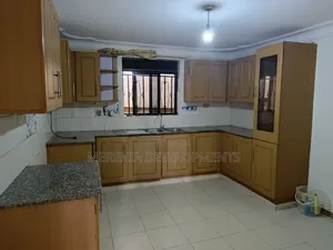 3bdrm House in Kira for sale