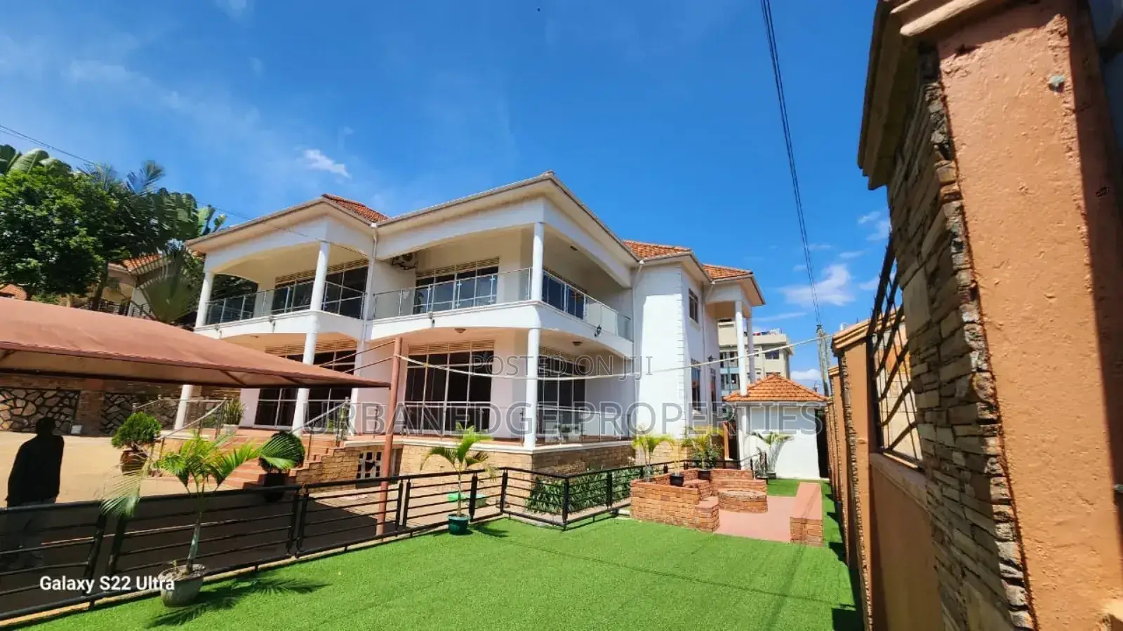 6bdrm Mansion in Makindye, Central Division for rent