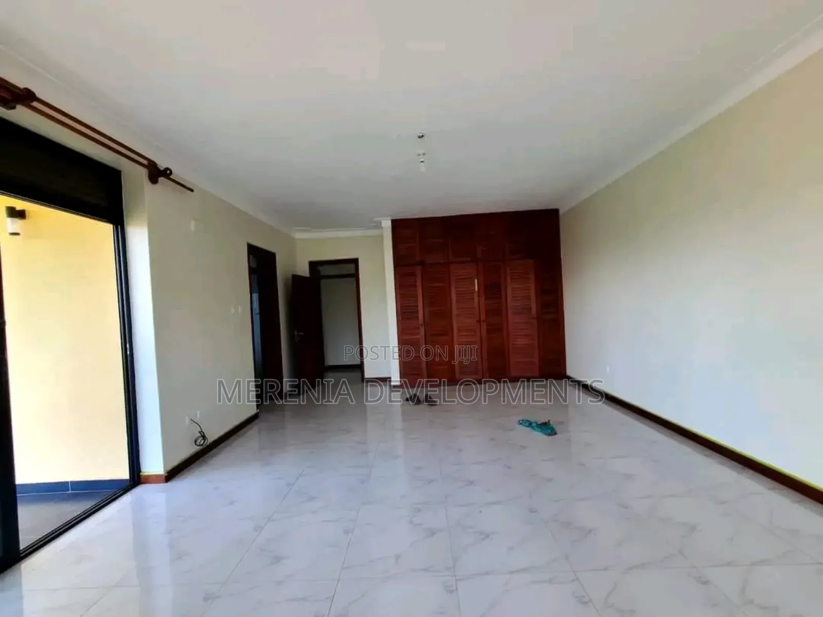 3bdrm Apartment in Bunga, Makindye for rent
