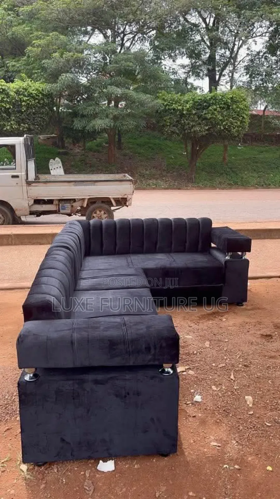 Black L Sofa/Classy Design