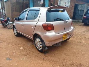 Toyota Vitz 2003 Teal