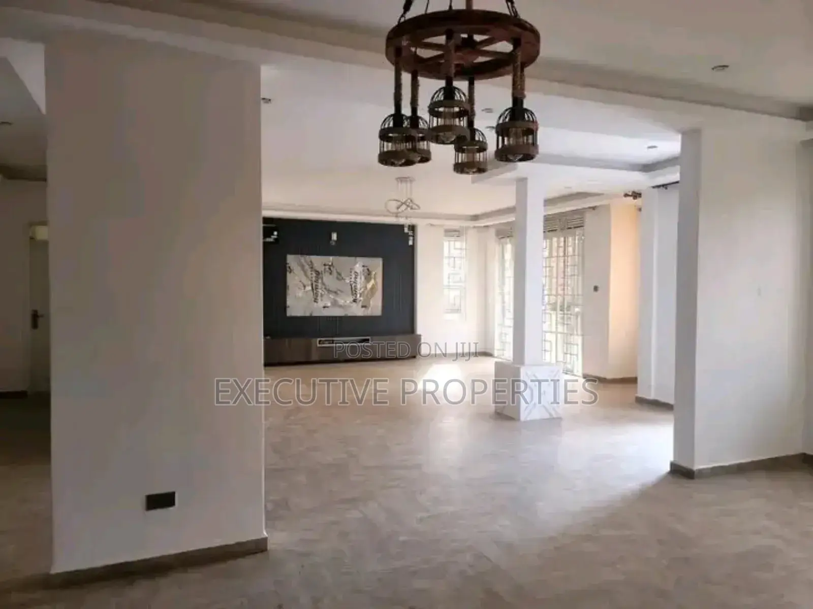 5bdrm Duplex in Kyanja Kungu, Central Division for sale