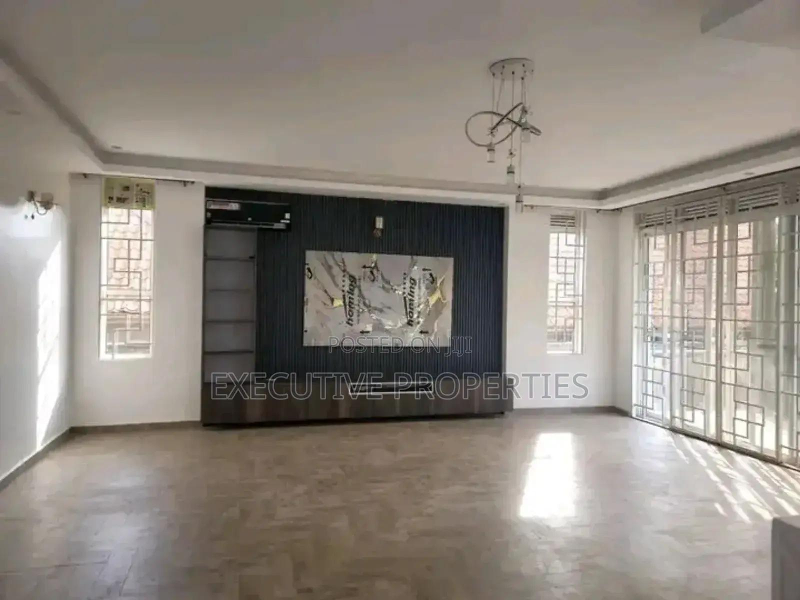 5bdrm Duplex in Kyanja Kungu, Central Division for sale