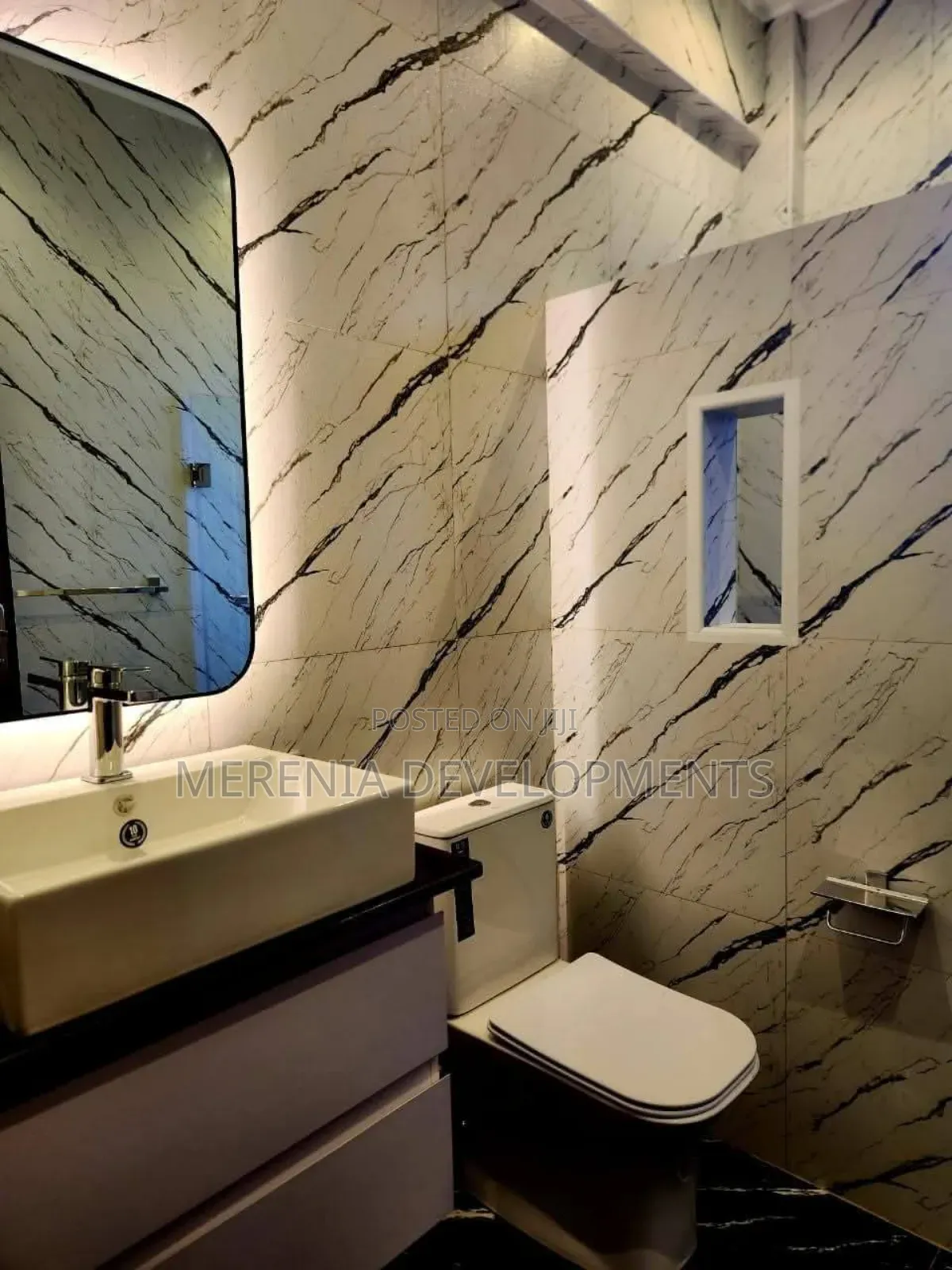 3bdrm Apartment in Kololo, Central Division for sale