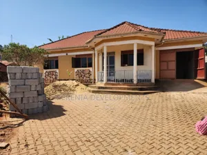 3bdrm House in Lukuli, Makindye for rent
