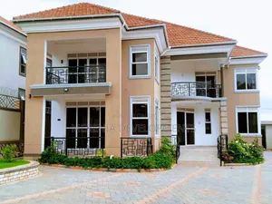 6bdrm House in Najerra, Kira for sale