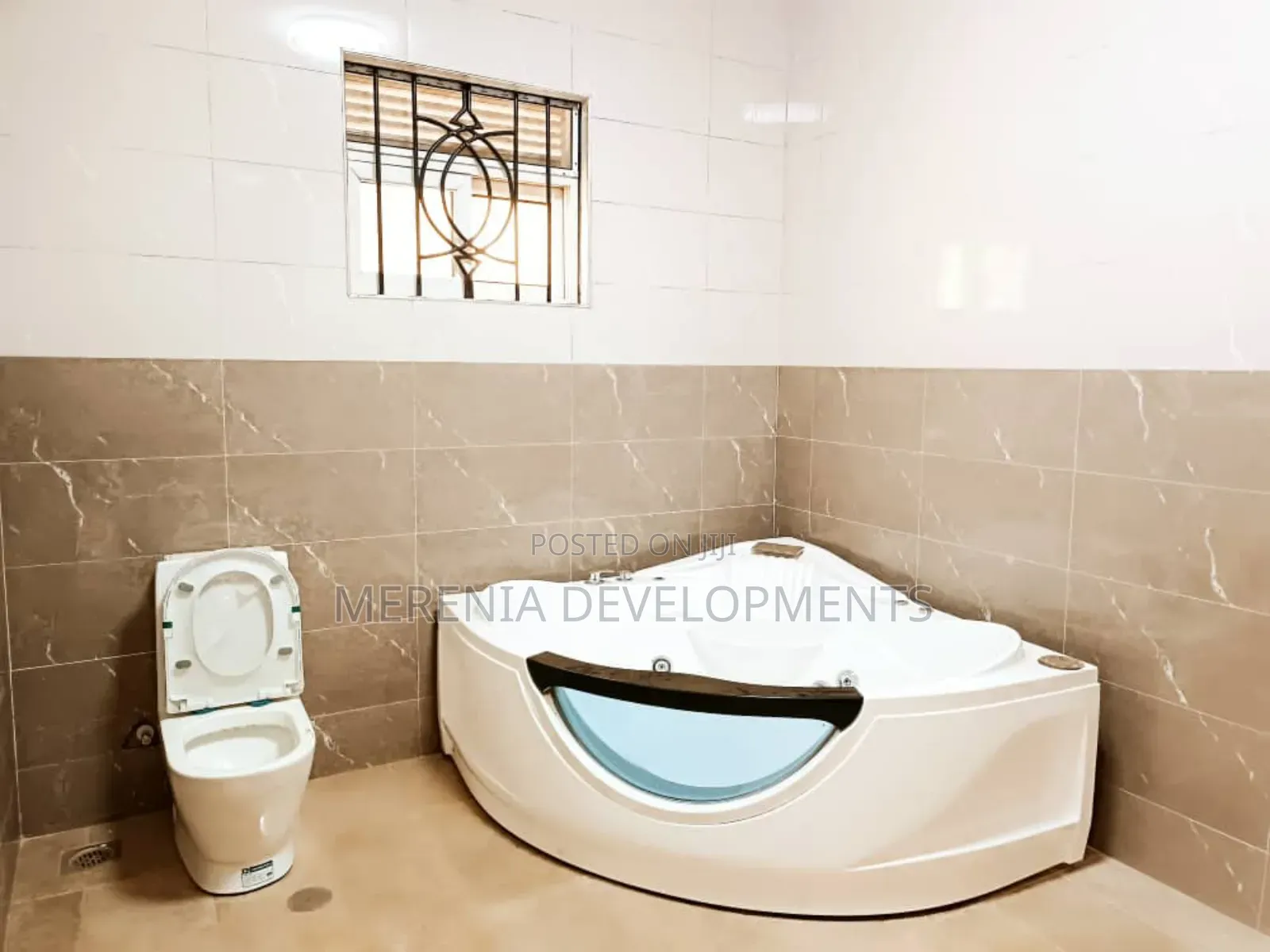 6bdrm House in Najerra, Kira for sale