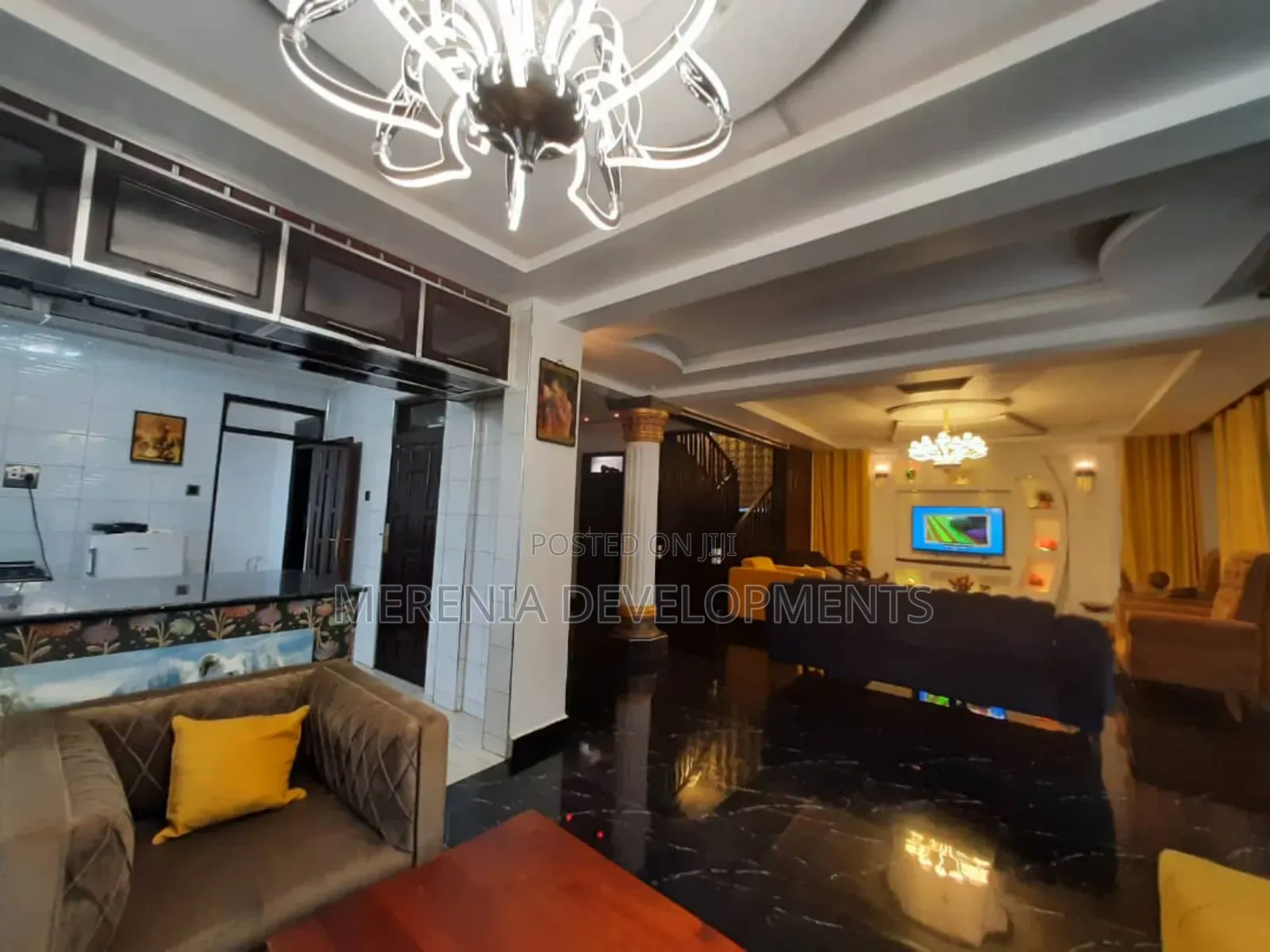 5bdrm House in Busabala, Wakiso / Wakiso for sale