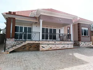 4bdrm House in Kira for sale