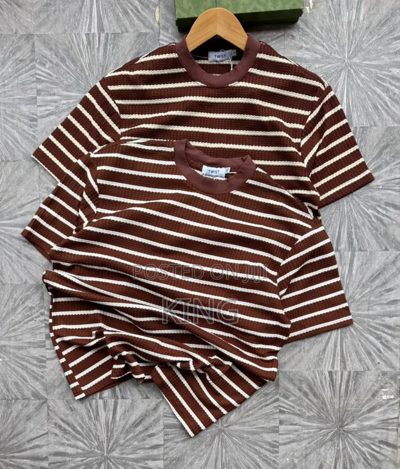 Twist Striped Men's Casual T-Shirt