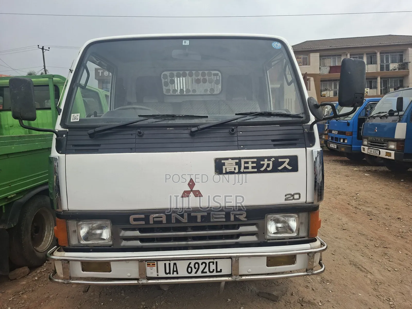 Mitsubishi Canter Dumper