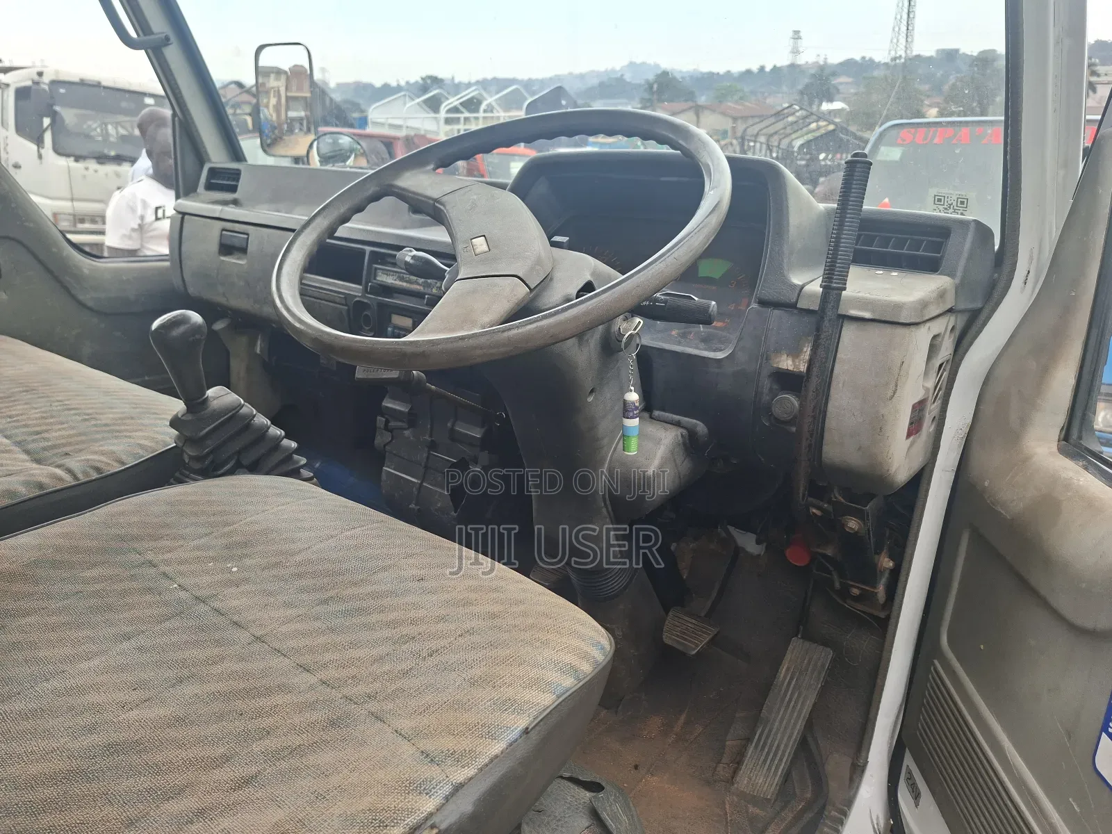 Mitsubishi Canter Dumper