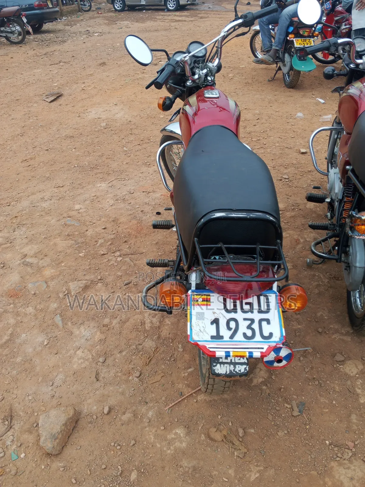 Bajaj Boxer 100 2024 Red