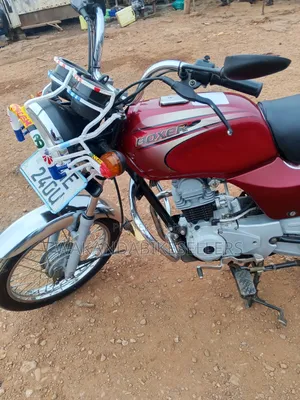 Bajaj Boxer 100 2024 Red