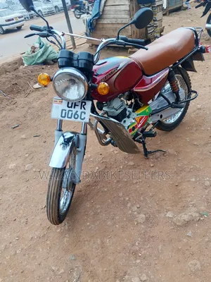 Bajaj Boxer 100 2023 Red