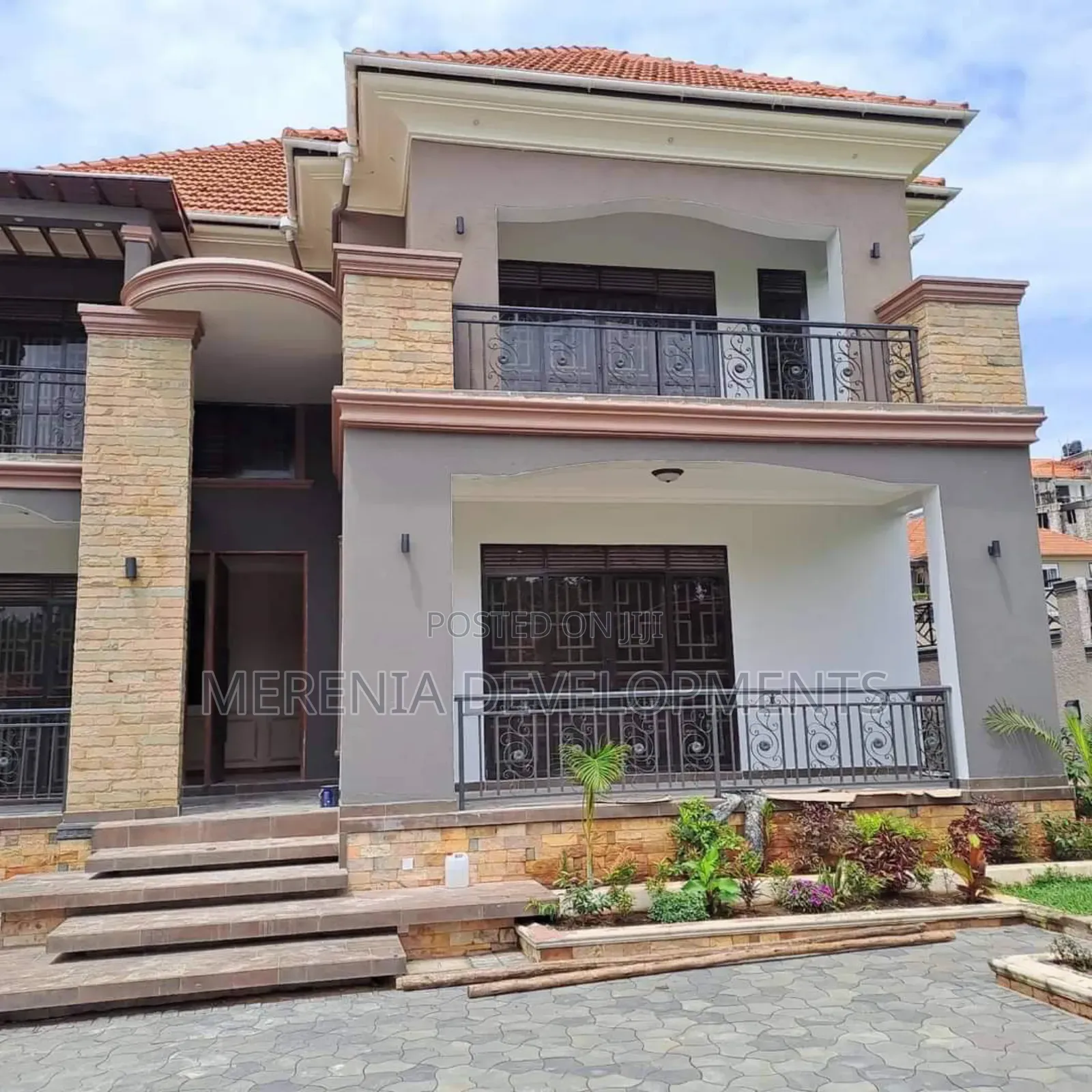5bdrm Mansion in Kyanja, Kawempe for sale