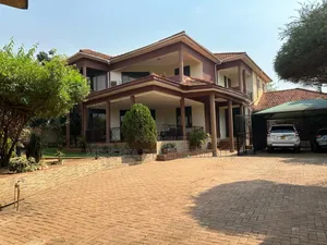 5bdrm House in Bunga, Makindye for rent