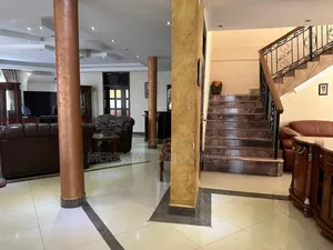 5bdrm House in Bunga, Makindye for rent