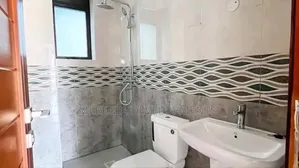 3bdrm Apartment in Munyonyo, Makindye for rent