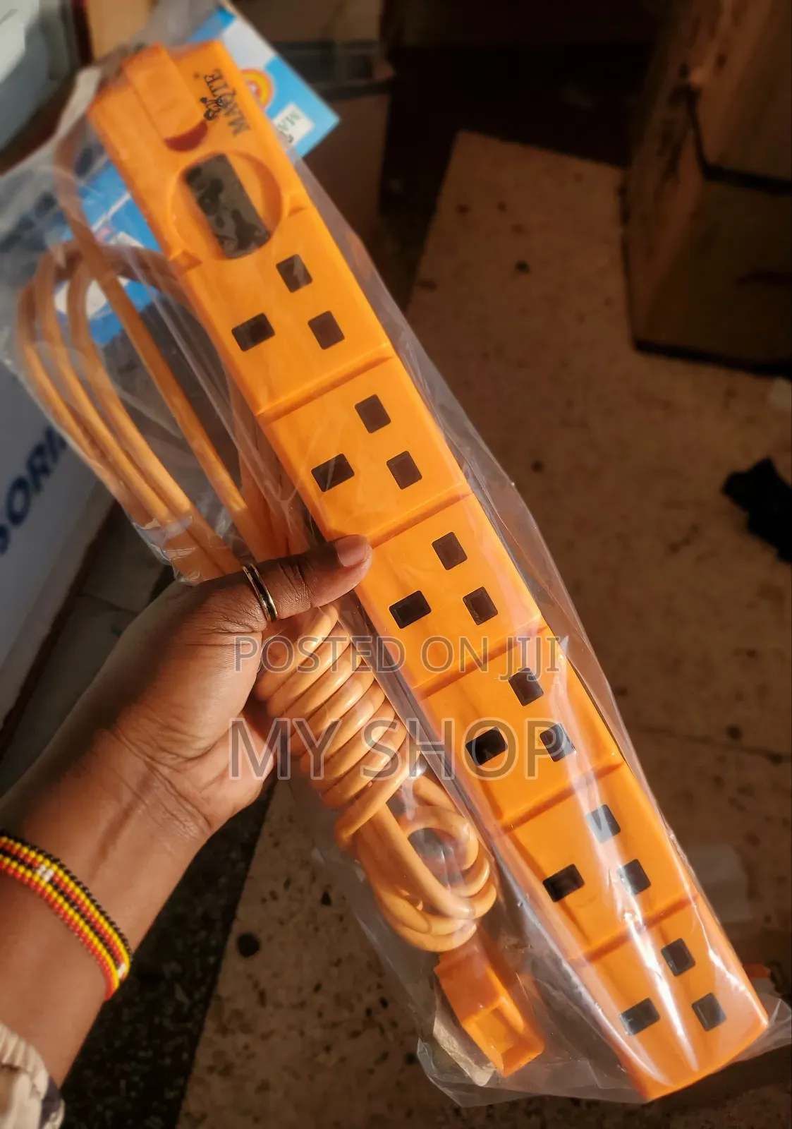 Maqte Heavy Duty Power Extension - 6ways, 3m Cable Length