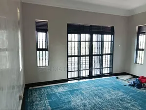 6bdrm House in Kasangati, Wakiso / Wakiso for sale