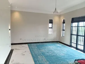 6bdrm House in Kasangati, Wakiso / Wakiso for sale