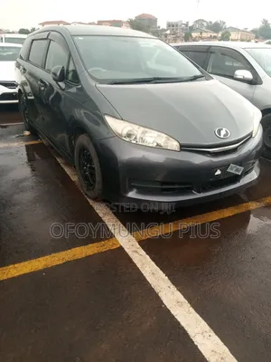 Toyota Wish 2014 Gray