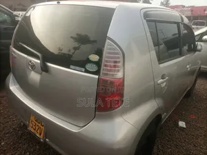 Toyota Passo 1.3 FWD 2009 Silver