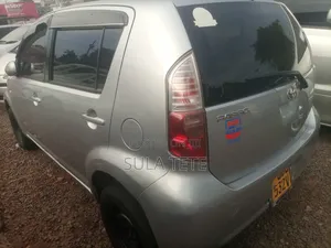 Toyota Passo 1.3 FWD 2009 Silver