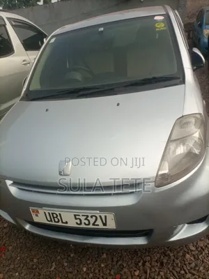 Toyota Passo 1.3 FWD 2009 Silver