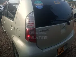 Toyota Passo 1.0 FWD 2006 Silver